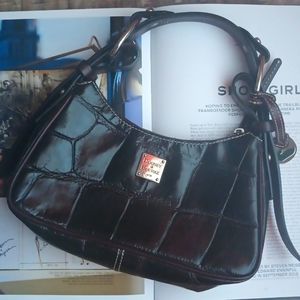 Dooney & Bourke leather shoulder bag